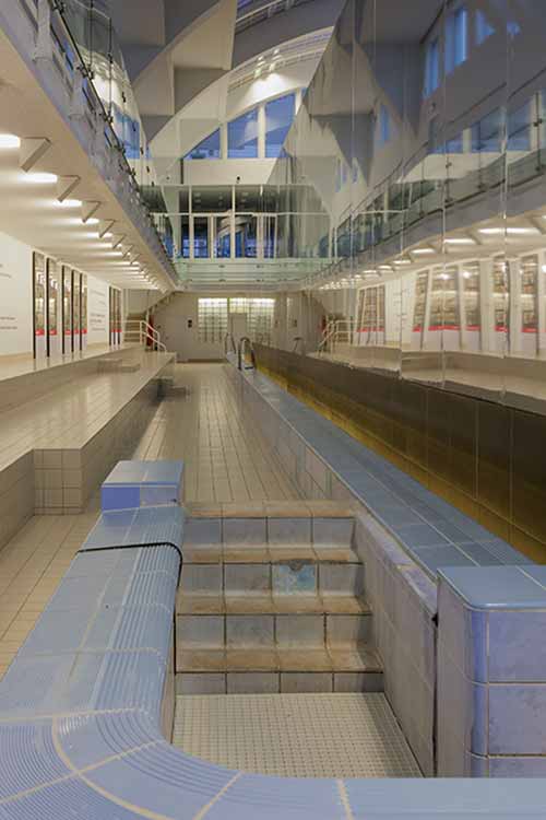 A former indoor swimming pool in Art Deco style